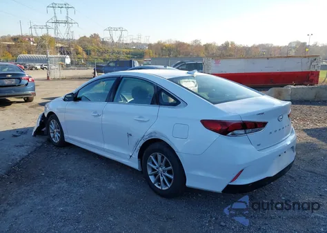 2018 Hyundai Sonata Se z USA, uszkodzony, nr VIN 5NPE24AF2JH703422